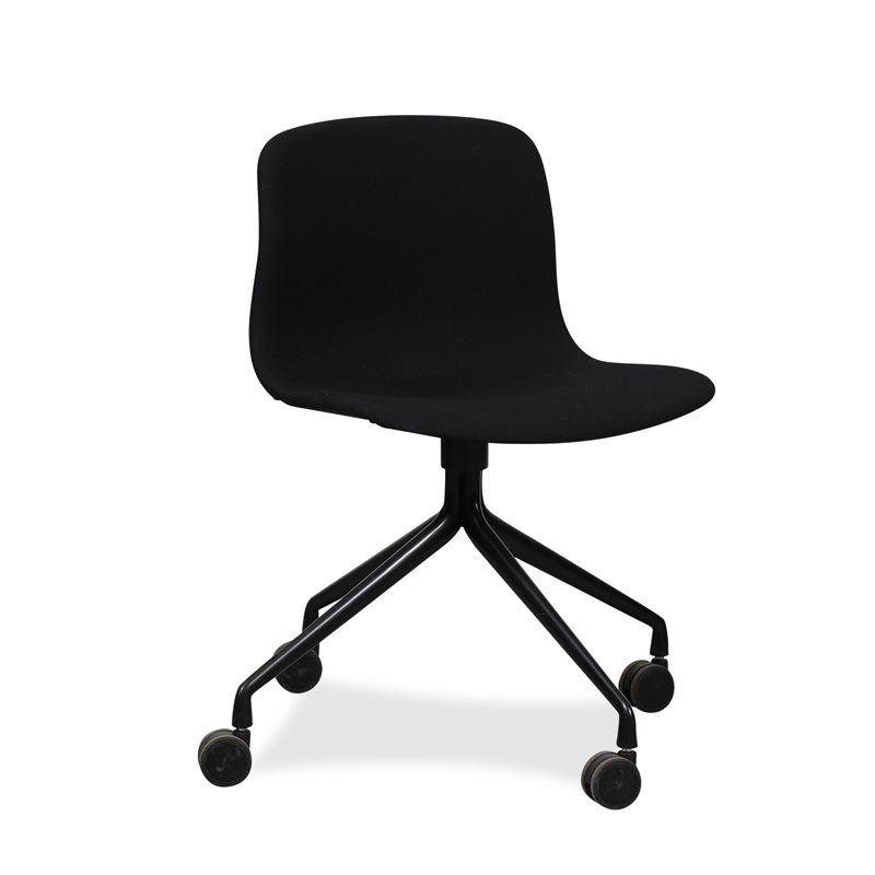 Konferencestol. HAY. AAC15. Sort polster. Sort swivel stel. Hjul.