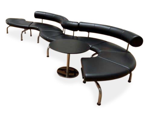 Loungesofa. Erik Jørgensen. Pipe-line. Sort læder. Slange.